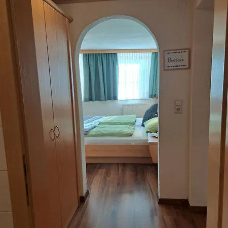 Klapeer Apartment *